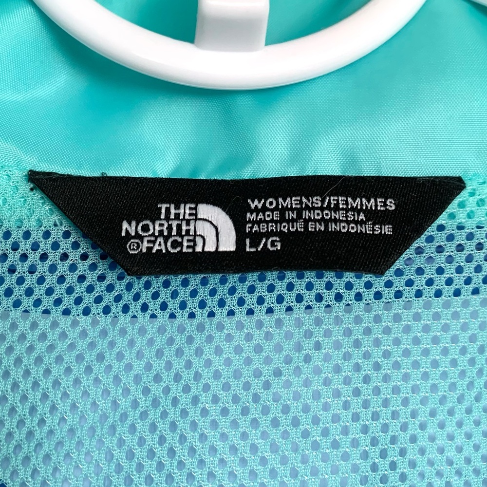 The North Face Women’s Jacket - Picture 3 of 16